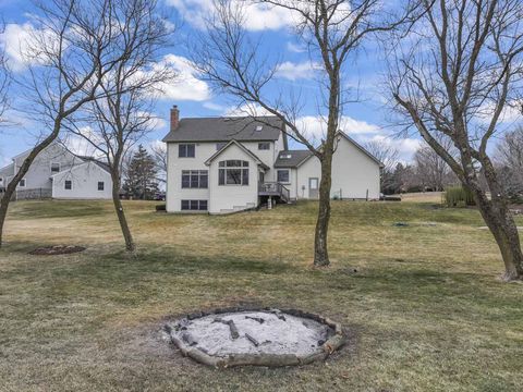Tiny photo for 9N954 Heatherington Place, Elgin, IL 60124 (MLS # 12572114)