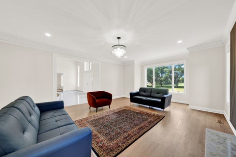 Tiny photo for 5 S Meadow Court, South Barrington, IL 60010 (MLS # 12769716)