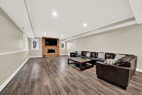 Tiny photo for 5 S Meadow Court, South Barrington, IL 60010 (MLS # 12769716)