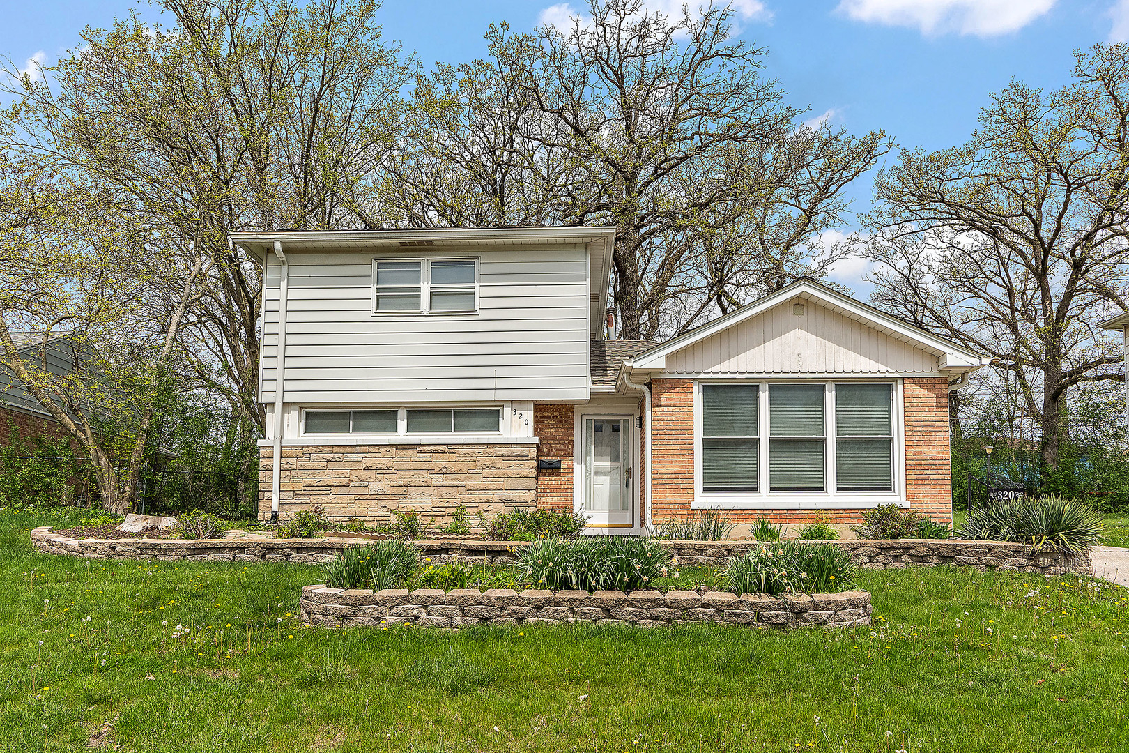 320 Oakwood Street