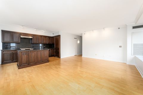 Tiny photo for 512 N Mcclurg Court #907, Chicago, IL 60611 (MLS # 12588037)
