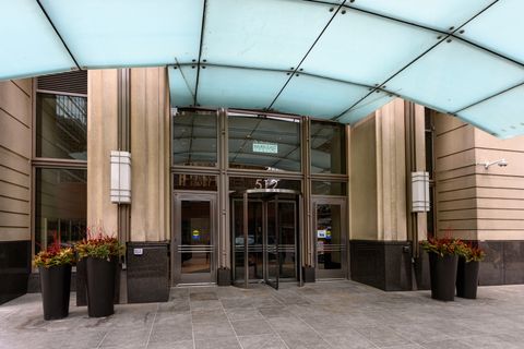 Tiny photo for 512 N Mcclurg Court #907, Chicago, IL 60611 (MLS # 12588037)