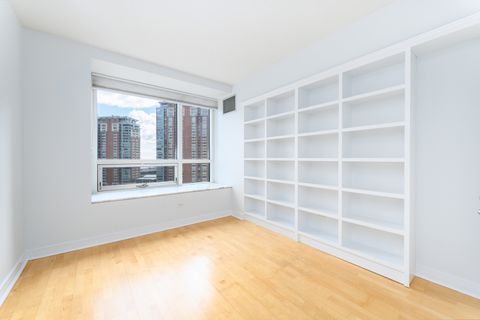 Tiny photo for 512 N Mcclurg Court #907, Chicago, IL 60611 (MLS # 12588037)