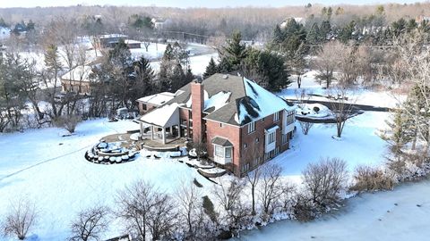 Tiny photo for 12 E Penny Road, South Barrington, IL 60010 (MLS # 12532897)