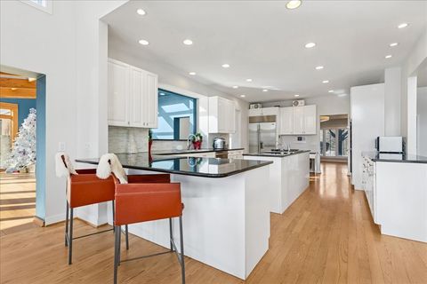 Tiny photo for 12 E Penny Road, South Barrington, IL 60010 (MLS # 12532897)