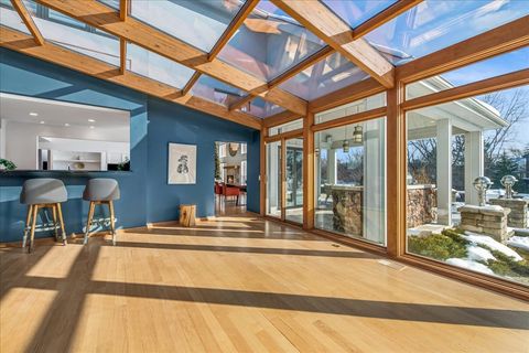 Tiny photo for 12 E Penny Road, South Barrington, IL 60010 (MLS # 12532897)