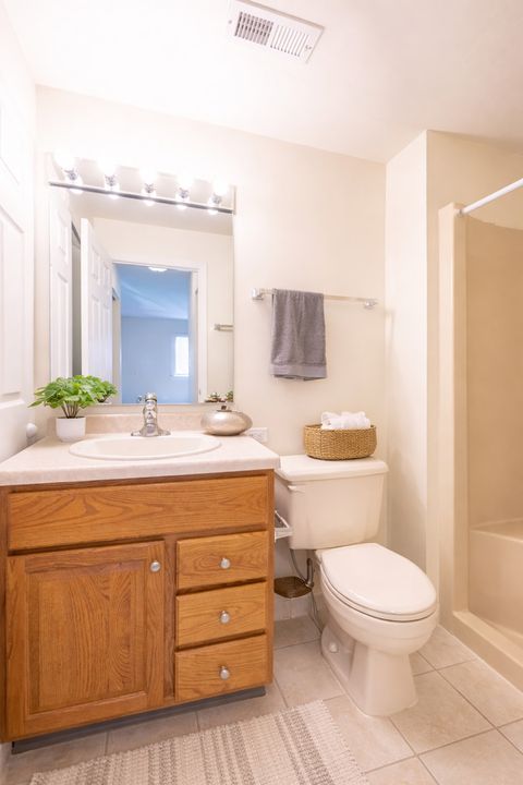 Tiny photo for 1420 STONEBRIDGE Circle #5N, Wheaton, IL 60189 (MLS # 12620751)