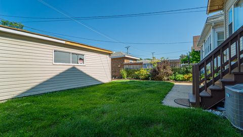 Tiny photo for 10613 S Avenue F, Chicago, IL 60617 (MLS # 12614531)
