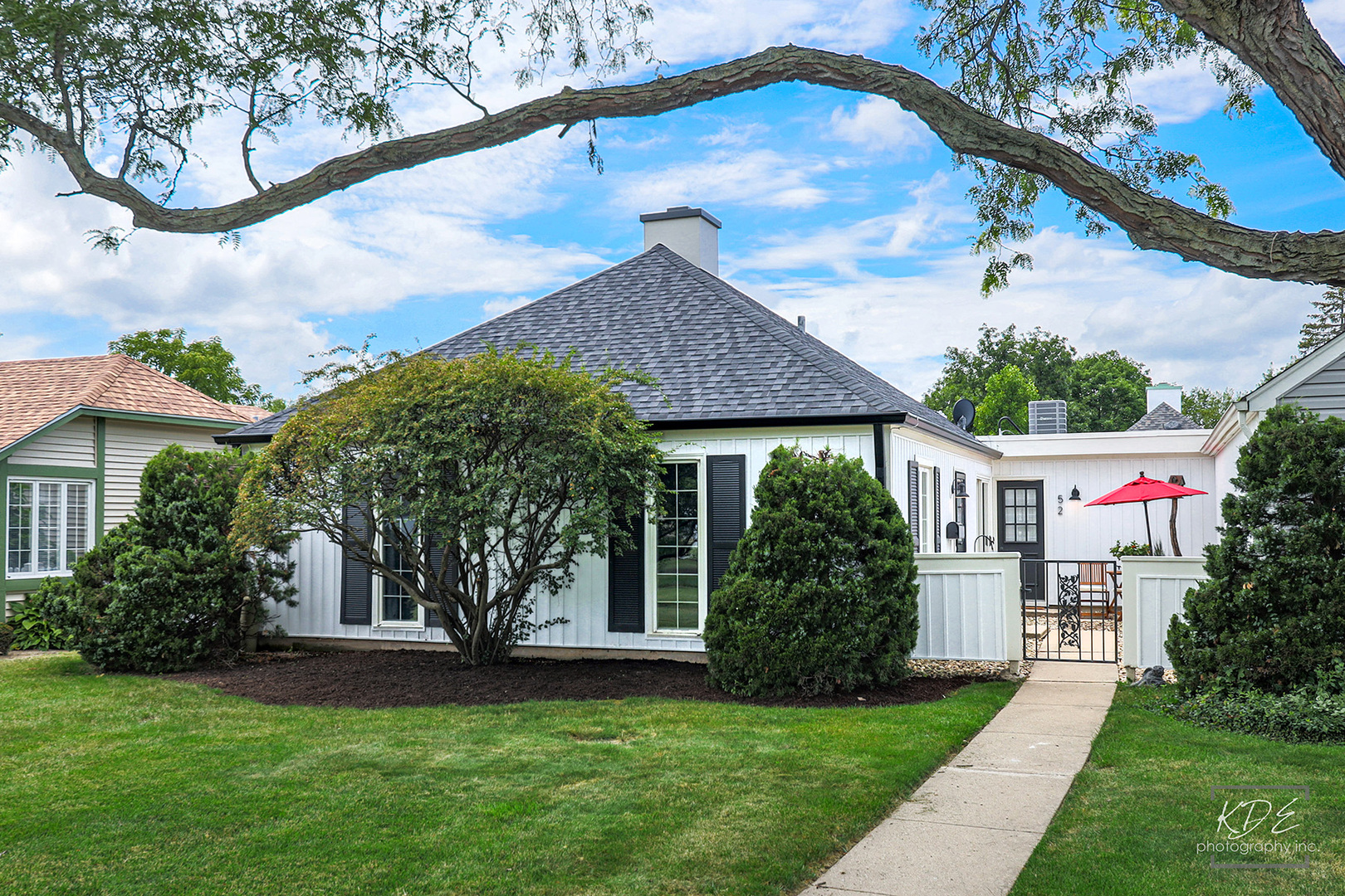 View Montgomery, IL 60538 townhome