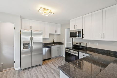 Tiny photo for 18036 Oakley Avenue, Lansing, IL 60438 (MLS # 12487029)