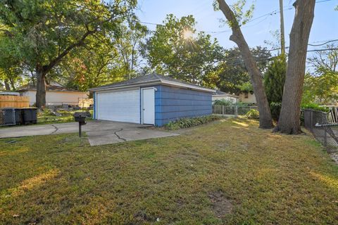 Tiny photo for 18036 Oakley Avenue, Lansing, IL 60438 (MLS # 12487029)