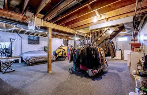 Tiny photo for 872 5TH Avenue N, Clinton, IA 52732 (MLS # QC4268720)