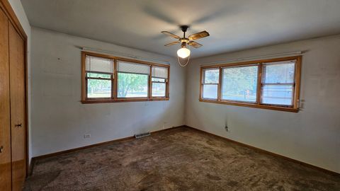 Tiny photo for 5400 W 85th Street, Burbank, IL 60459 (MLS # 12448387)