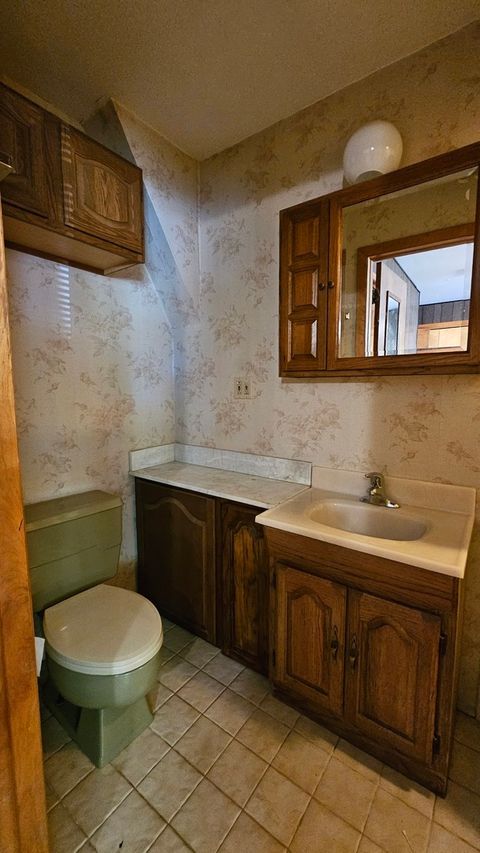 Tiny photo for 5400 W 85th Street, Burbank, IL 60459 (MLS # 12448387)