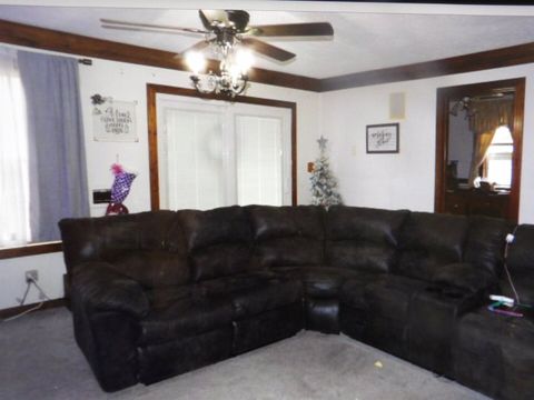 Tiny photo for 832 W Raymond Street W, Harrisburg, IL 62946 (MLS # 100000108)