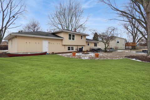 Tiny photo for 103 Richter Road, Batavia, IL 60510 (MLS # 12559422)