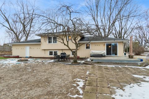 Tiny photo for 103 Richter Road, Batavia, IL 60510 (MLS # 12559422)