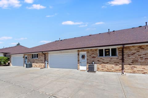 Tiny photo for 7324 W 152ND Street #73, Orland Park, IL 60462 (MLS # 12710497)