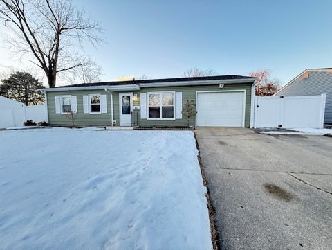 Photo of 804 HILLSIDE Drive, Streamwood, IL 60107 (MLS # 12563543)