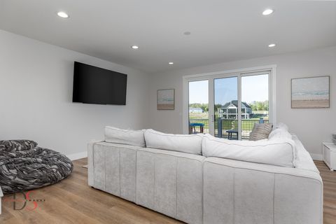 Tiny photo for 40 Waterside Way, Ottawa, IL 61350 (MLS # 12483497)