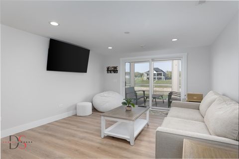 Tiny photo for 40 Waterside Way, Ottawa, IL 61350 (MLS # 12483497)