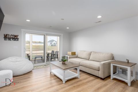 Tiny photo for 40 Waterside Way, Ottawa, IL 61350 (MLS # 12483497)