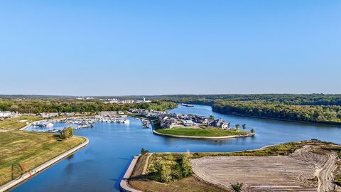 Tiny photo for 40 Waterside Way, Ottawa, IL 61350 (MLS # 12483497)