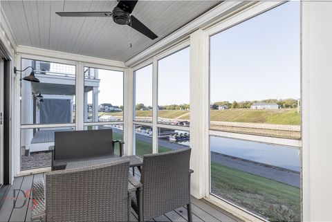 Tiny photo for 40 Waterside Way, Ottawa, IL 61350 (MLS # 12483497)