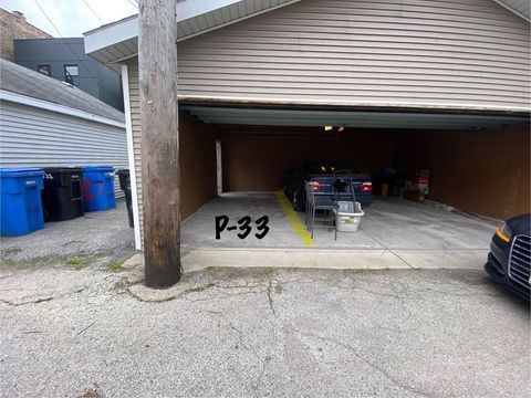 2720 W CORTLAND Street P-33 Chicago IL 60647