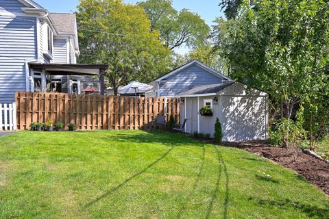 A home in Glen Ellyn