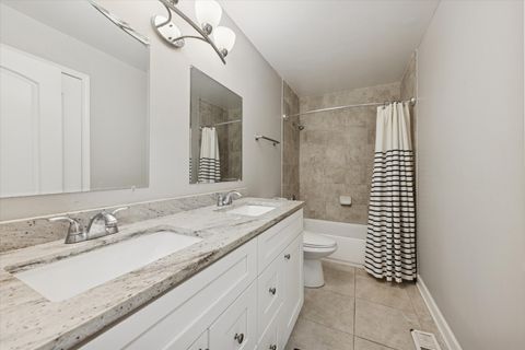 Tiny photo for 623 Cochise Circle, Bolingbrook, IL 60440 (MLS # 12501664)