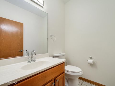 Tiny photo for 359 Gilbert Drive, Wood Dale, IL 60191 (MLS # 12537345)