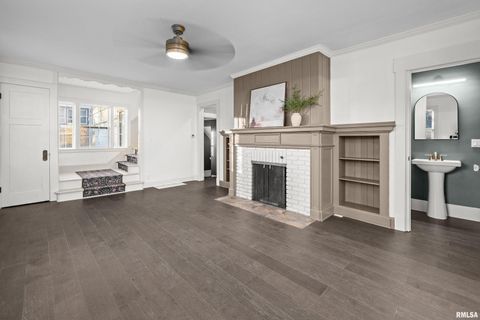 Tiny photo for 204 GREENWOOD Avenue, Bettendorf, IA 52722 (MLS # QC4269813)