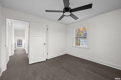 Tiny photo for 204 GREENWOOD Avenue, Bettendorf, IA 52722 (MLS # QC4269813)