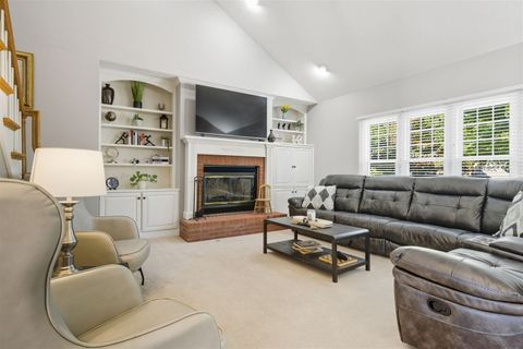 Tiny photo for 4 Scofield Court, Bloomington, IL 61704 (MLS # 12524446)