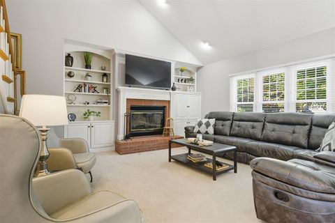 Tiny photo for 4 Scofield Court, Bloomington, IL 61704 (MLS # 12524446)