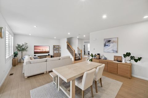 Tiny photo for 3121 Semple Way, Mundelein, IL 60060 (MLS # 12616239)