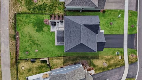 Tiny photo for 3121 Semple Way, Mundelein, IL 60060 (MLS # 12616239)