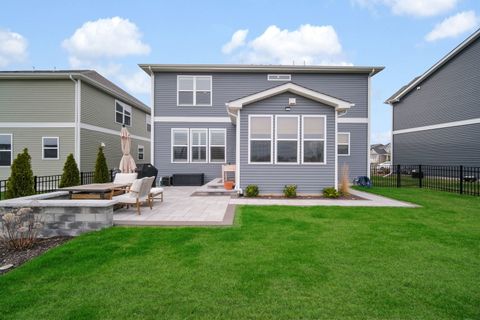 Tiny photo for 3121 Semple Way, Mundelein, IL 60060 (MLS # 12616239)