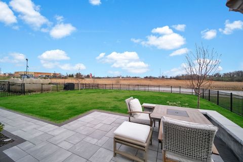 Tiny photo for 3121 Semple Way, Mundelein, IL 60060 (MLS # 12616239)