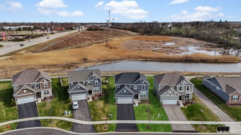 Tiny photo for 3121 Semple Way, Mundelein, IL 60060 (MLS # 12616239)