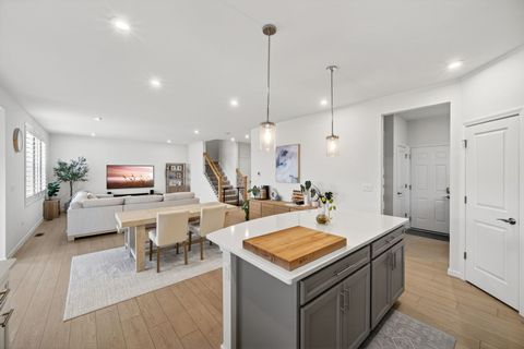 Tiny photo for 3121 Semple Way, Mundelein, IL 60060 (MLS # 12616239)