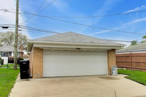 Tiny photo for 7300 W Bryn Mawr Avenue, Chicago, IL 60631 (MLS # 12633625)