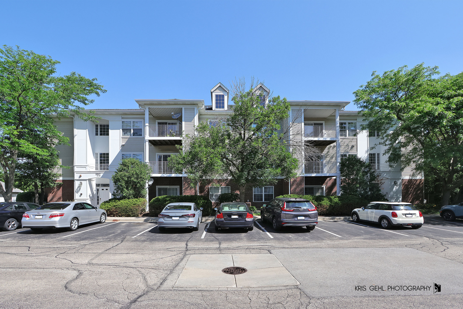 3317 Stratford Court 3B