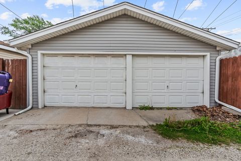 Tiny photo for 7338 W 57th Street, Summit, IL 60501 (MLS # 12658737)