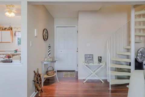 Tiny photo for 5065 Spinnaker Lane #D, Crown Point, IN 46307 (MLS # 12610784)