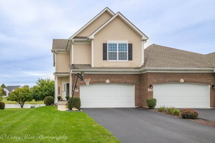 Photo 1 of 48 — 1147 Freedom Road, Elburn, IL 60119