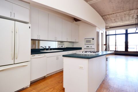 Tiny photo for 728 W Jackson Boulevard #703, Chicago, IL 60661 (MLS # 12441777)