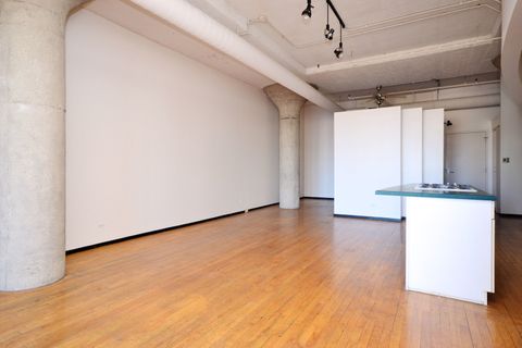 Tiny photo for 728 W Jackson Boulevard #703, Chicago, IL 60661 (MLS # 12441777)