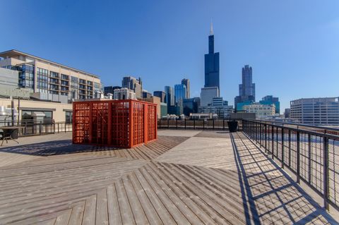 Tiny photo for 728 W Jackson Boulevard #703, Chicago, IL 60661 (MLS # 12441777)